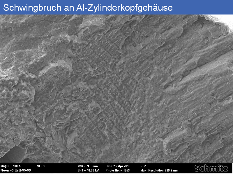 Schwingbruch an Zylinderkopfgehäuse - 03